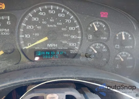 2000 Chevrolet Silverado 1500 Ls z USA, uszkodzony, nr VIN 2GCEC19TXY1239393